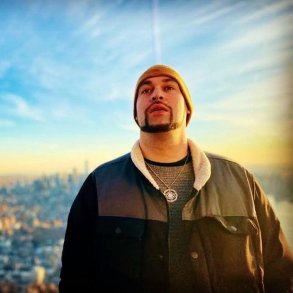 Meet your Posher, Phoenix